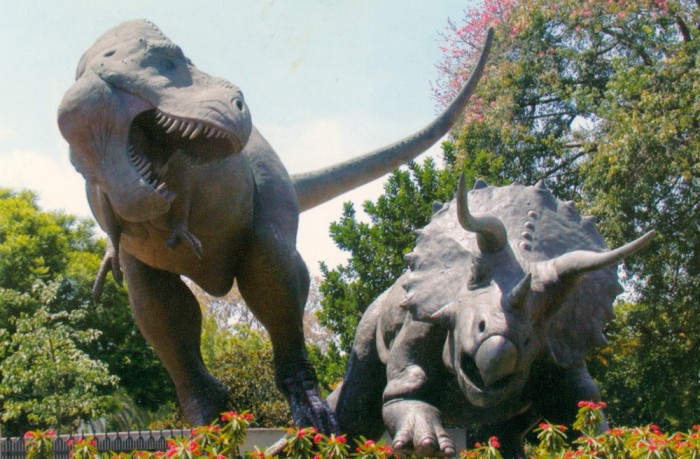 Dueling-Dinosaurs-postcard