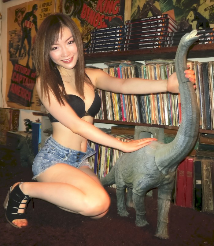 Kaiyodo Brachiosaurus