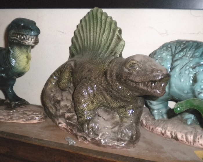 ceramic-Dimetrodon-model-
