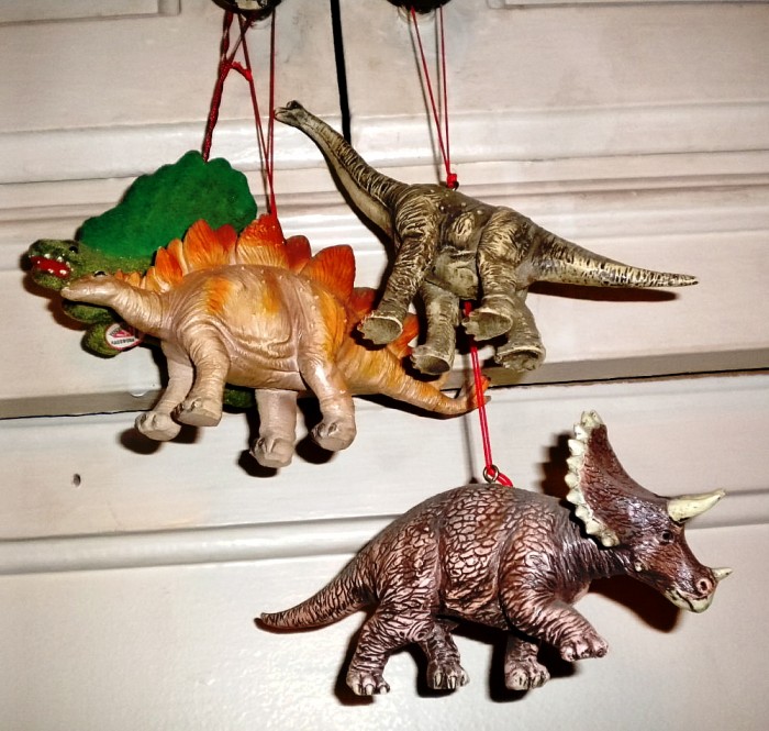 hanging-dinos-1000x9511-700x6652