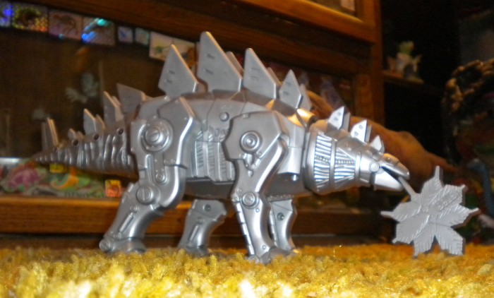 mechanical-Stegosaurus-700x422