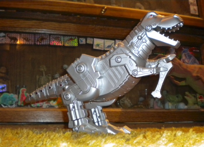 mechanical-Tyrannosaurus-700x504