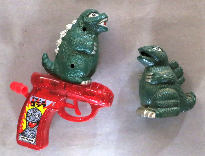 Godzilla gun & lighter